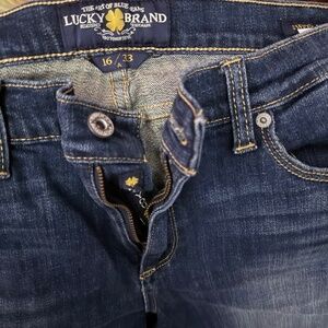 Lucky Brand Women’s Faded Stretch Jeans Size 16 / 33 Stone Wash